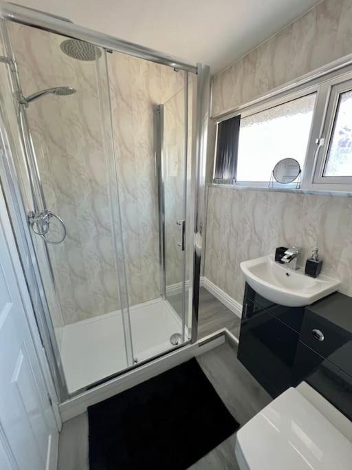 Welsh Getaway Home No 2 - 10 Mins To Bike Park Wales Merthyr Tydfil Exterior foto